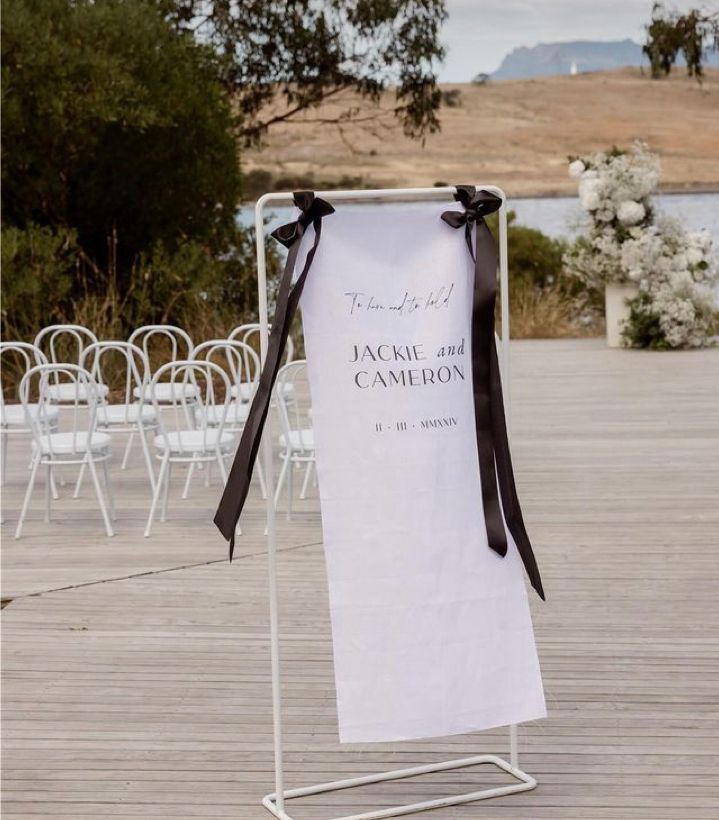 1 Wedding & Event Signage