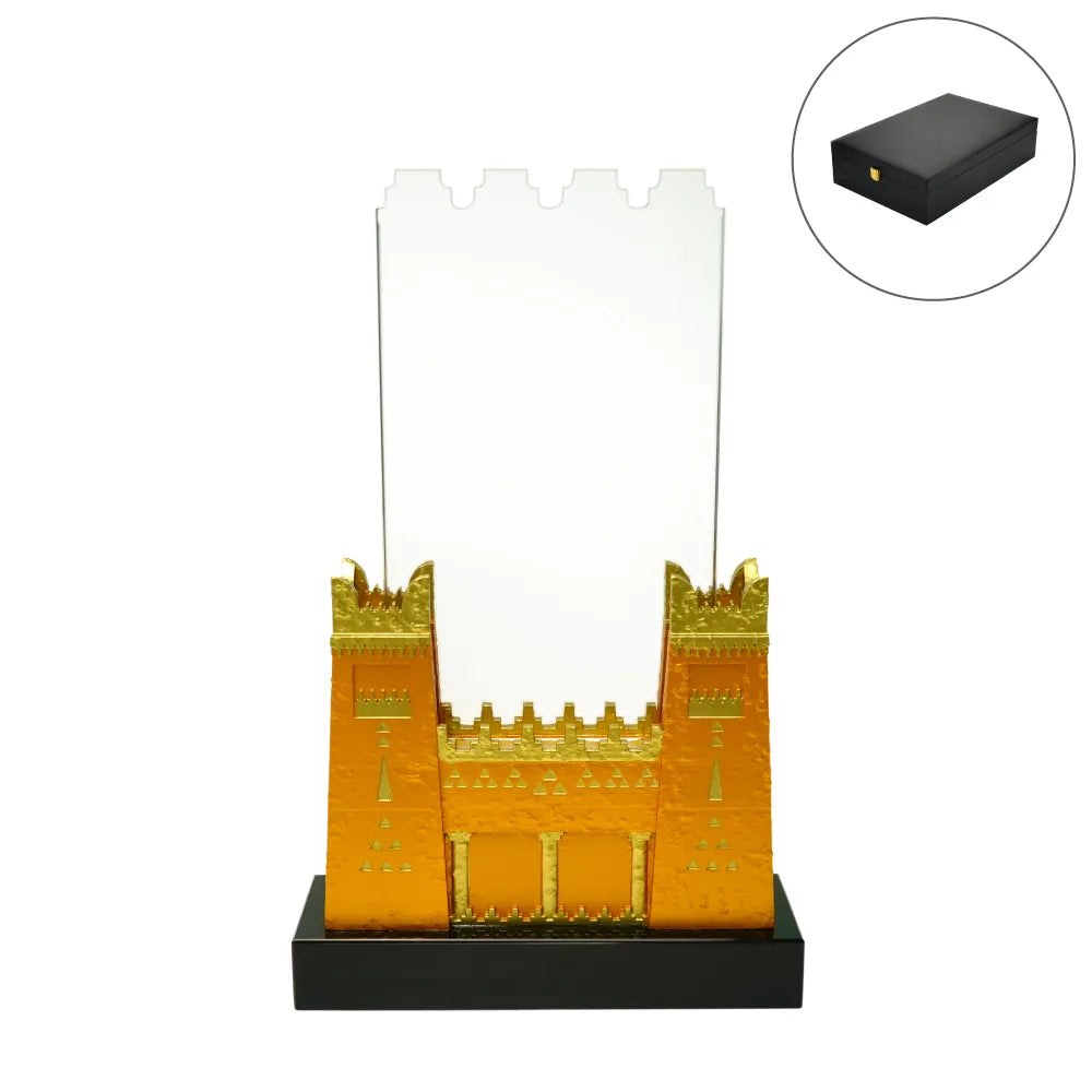 Castle Design Crystal Award in Black Presentation Box