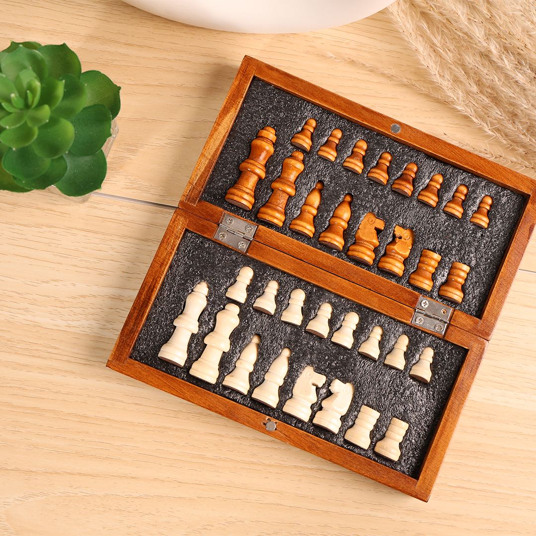 Chess Board — Compact Wooden Chess Set