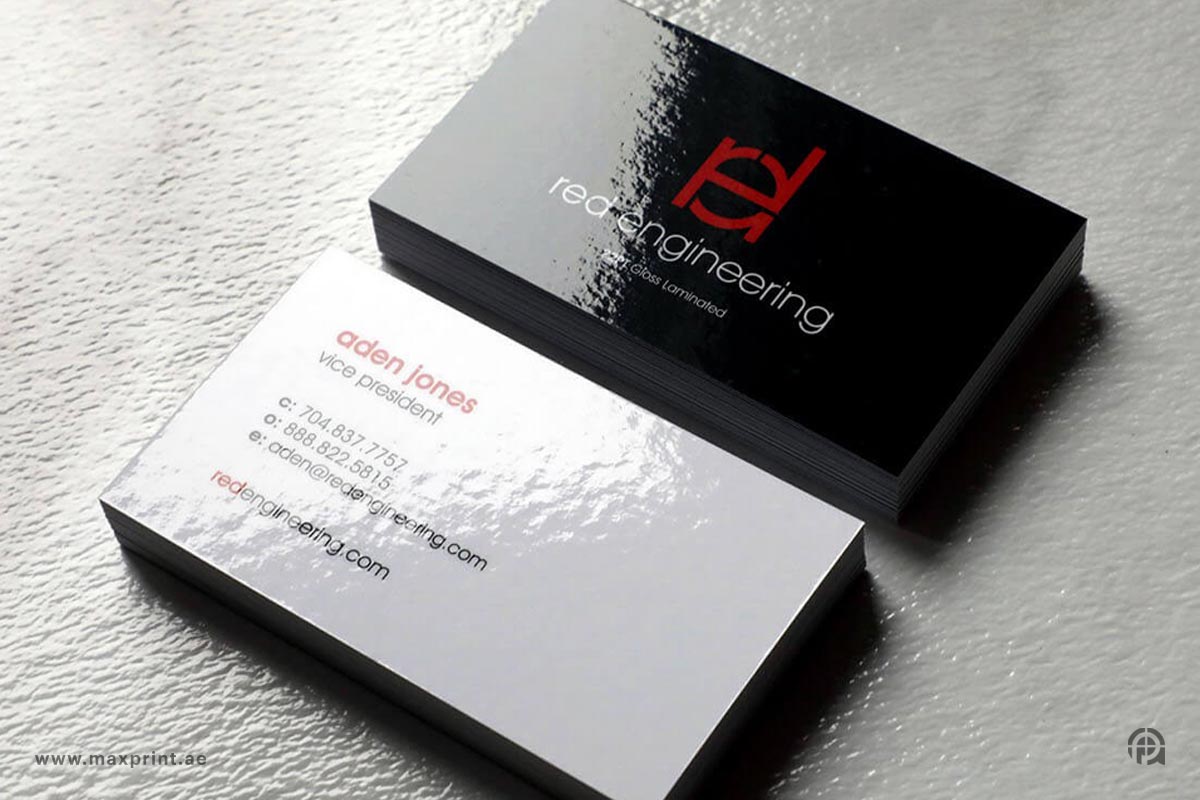 Business card printing in Dubai - premium finishes by MaxPrint
