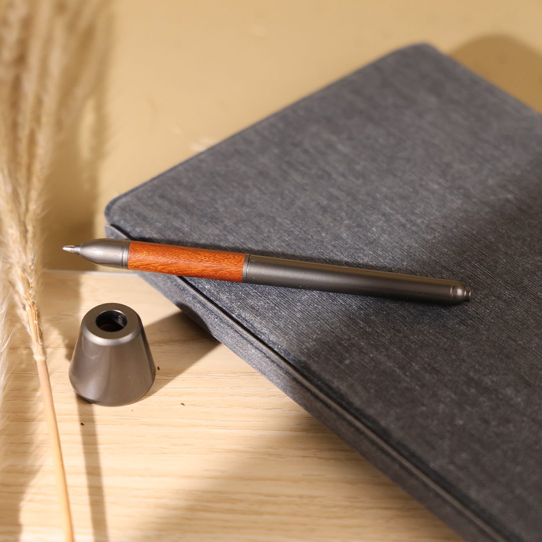 Desk Pen — Luxurious Red Wood & Gun Black Brass Ballpoint Pen
