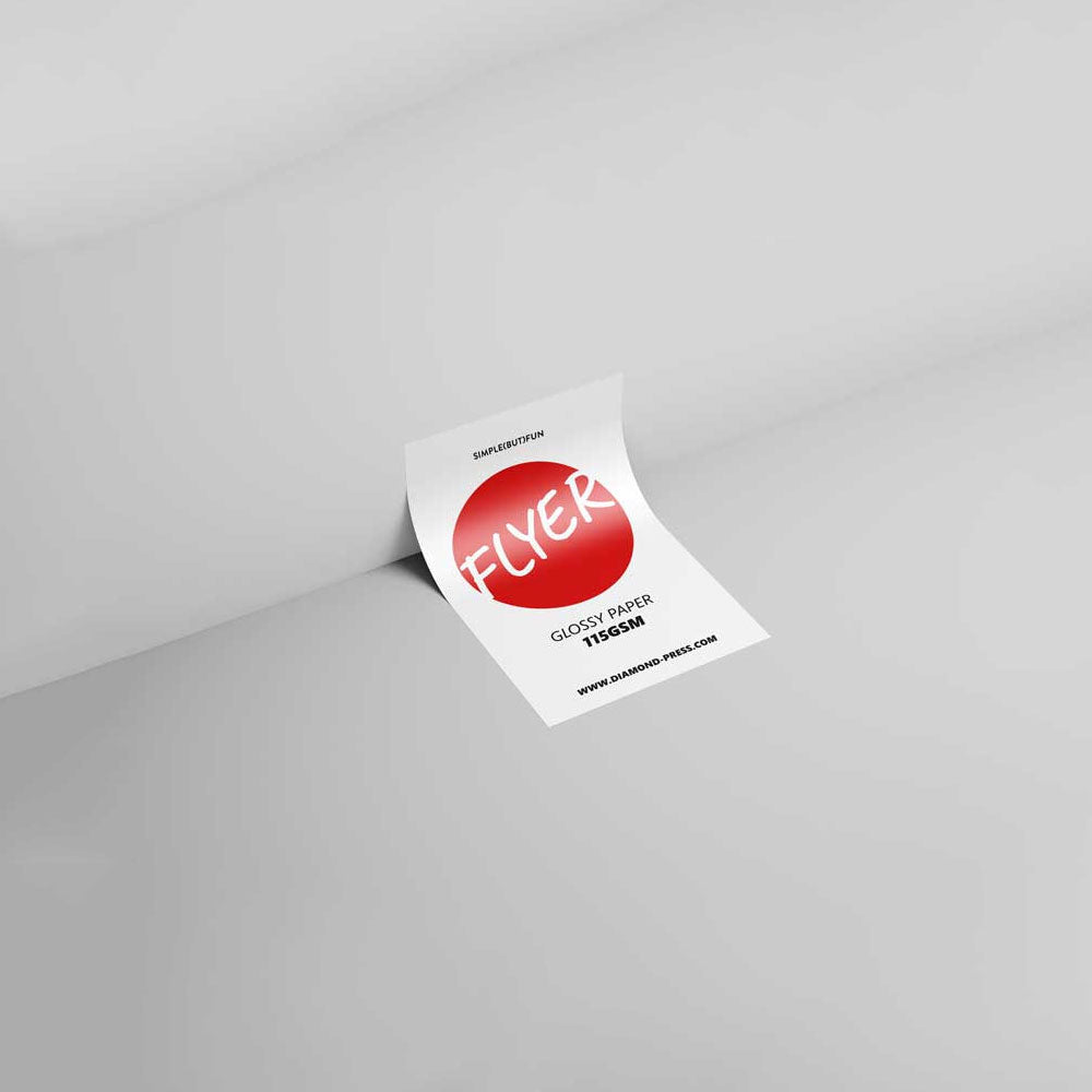1000 Flyers B5 (17 × 24 cm), 115 GSM, Glossy Paper