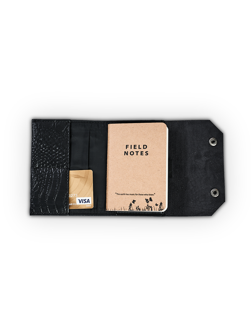 Croco Passport — Luxurious Crocodile Leatherette Passport Holder