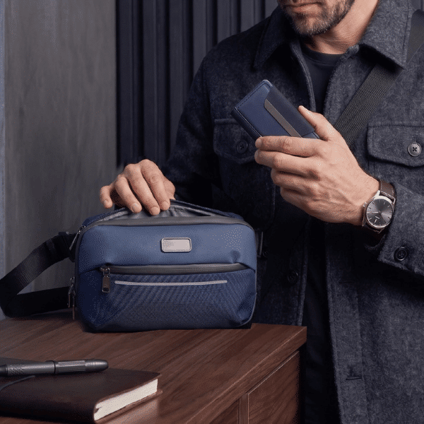Voyage — Expandable Water-Repellent Chest Bag, Crossbody & Waist Bag