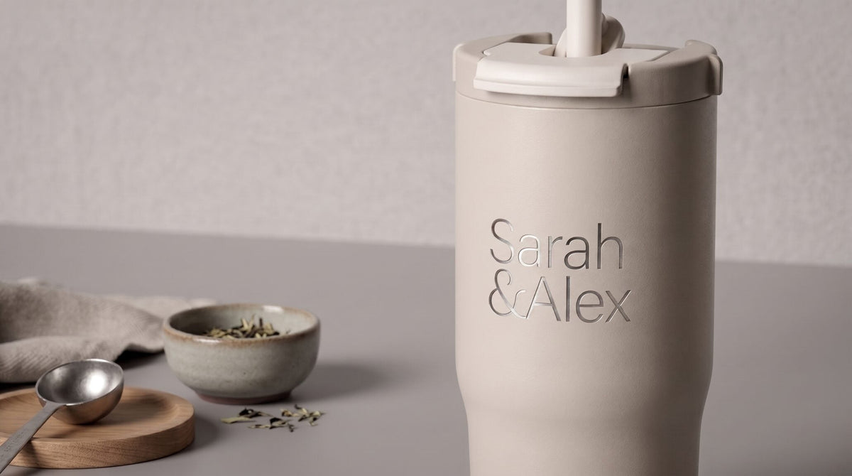 Sipora — 600ml Steel Straw Coffee Mug with Non-Slip Grip