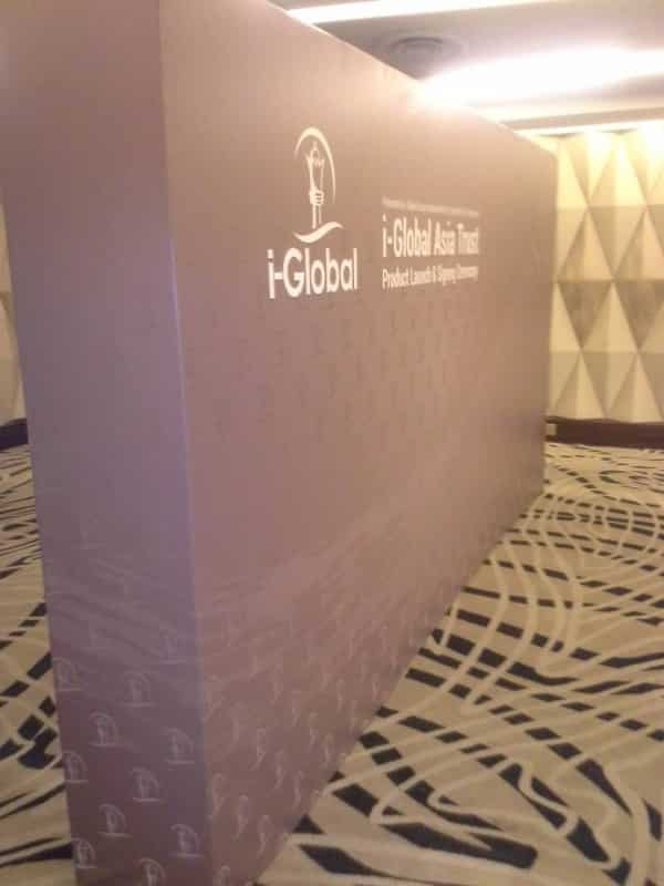 Heavy duty backdrop with metal stand Dubai