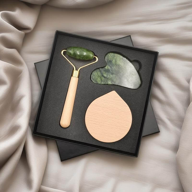 LUNA - Set of Jade Face Roller, Guasha and Mirror — view 10 — MaxPrint Dubai