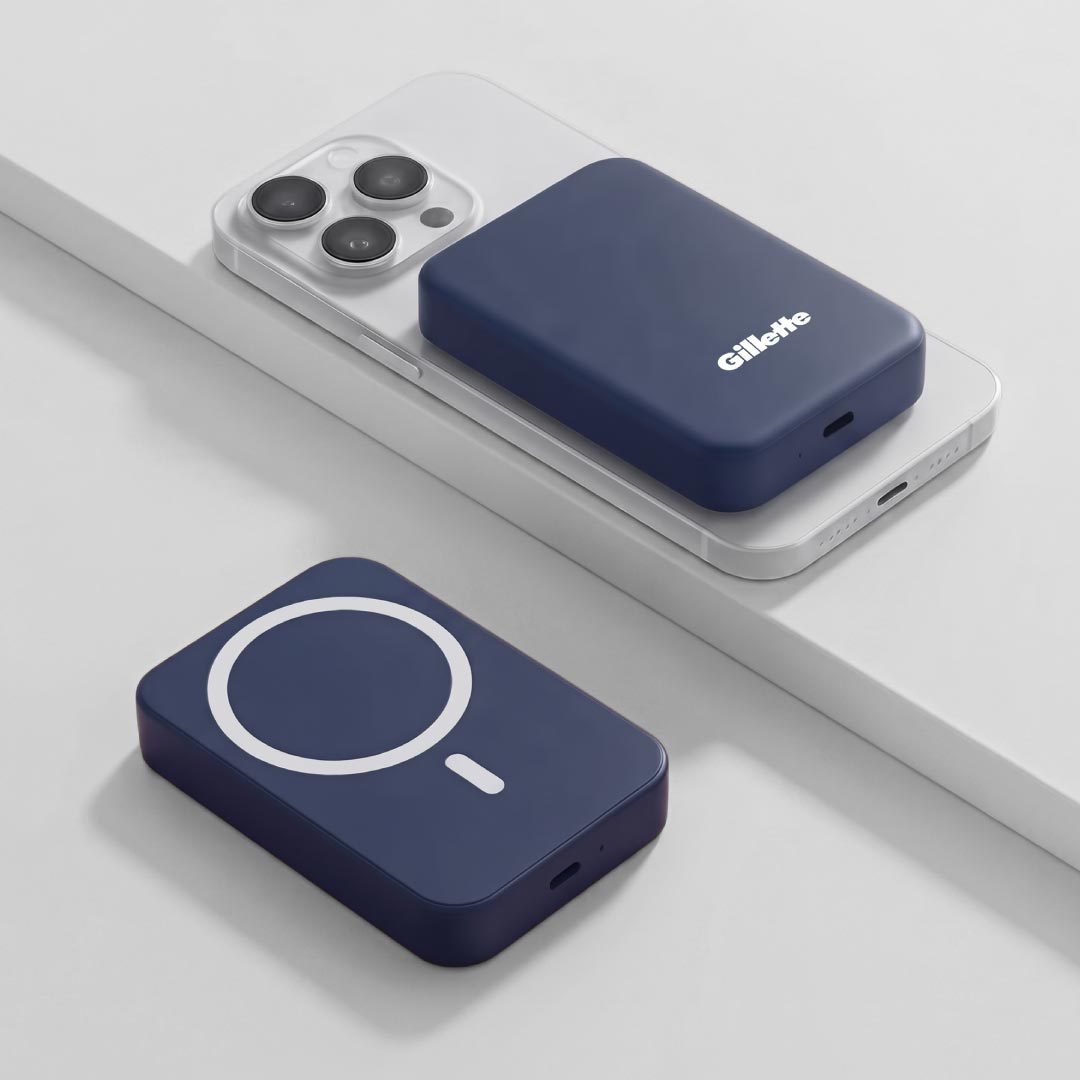 Maglite 10K 10000 mAh magnetic wireless power bank in navy blue