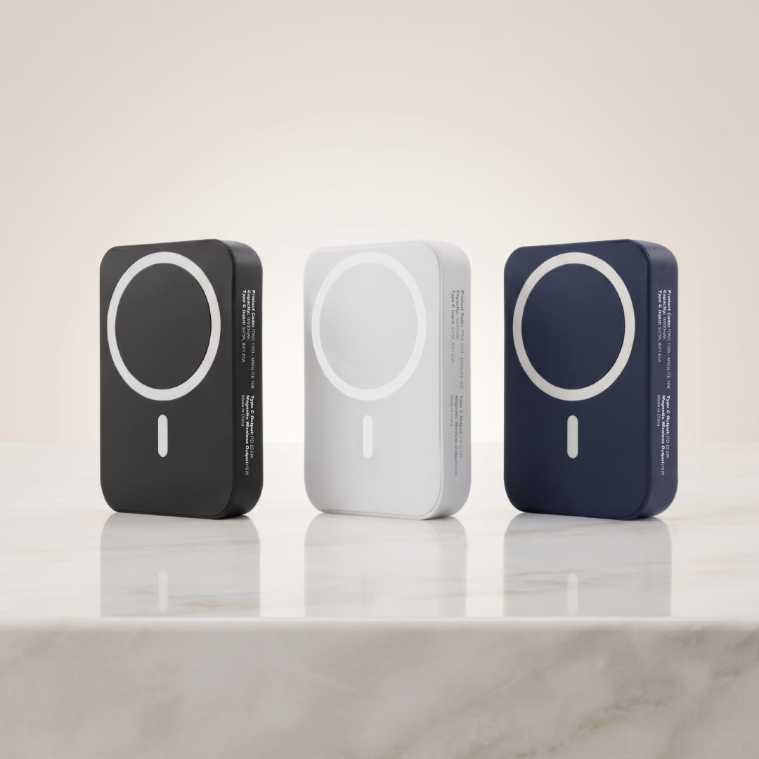 Maglite 10K — 10,000 mAh Magnetic Wireless Power Bank, White