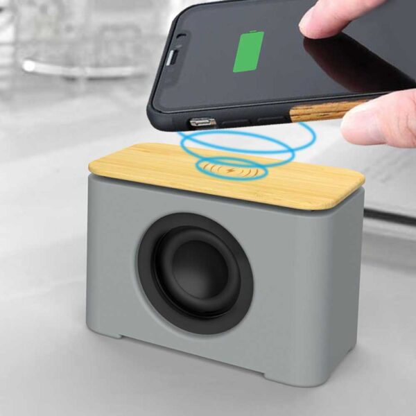 50 5W Wireless Charger & Bluetooth Speaker Version 5.0